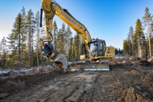 Tiltrotatortillverkaren Engcon är en viktig komponent i bygget av världens första Cat® 330 Next Gen med schaktblad.