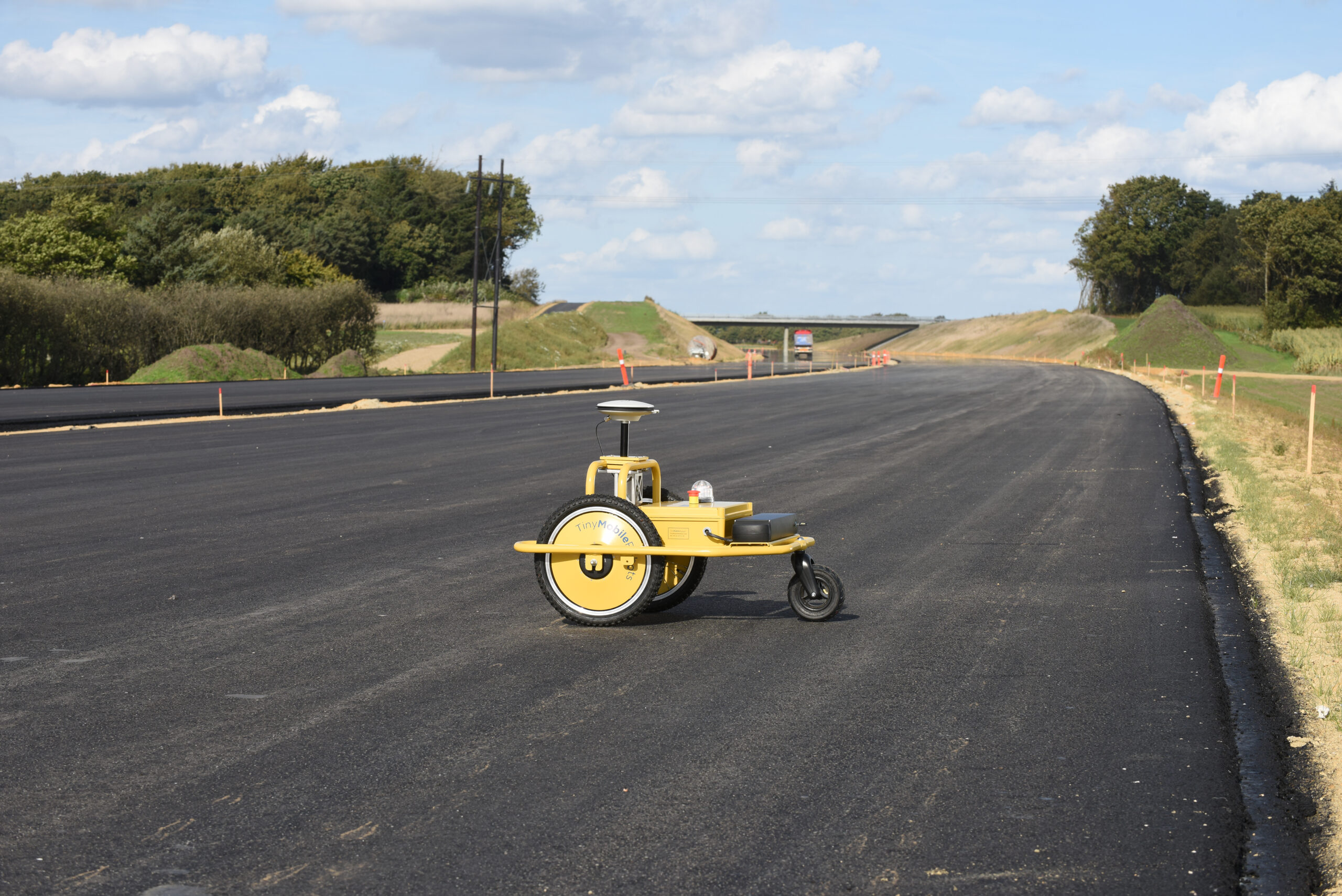 TinyMobileRobots