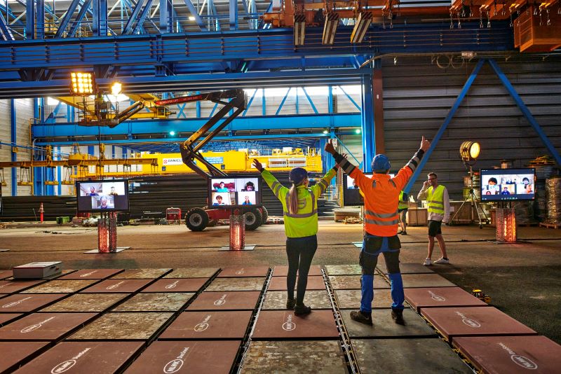 Could you pull a 100-ton Volvo hauler using only LEGO bricks - 04