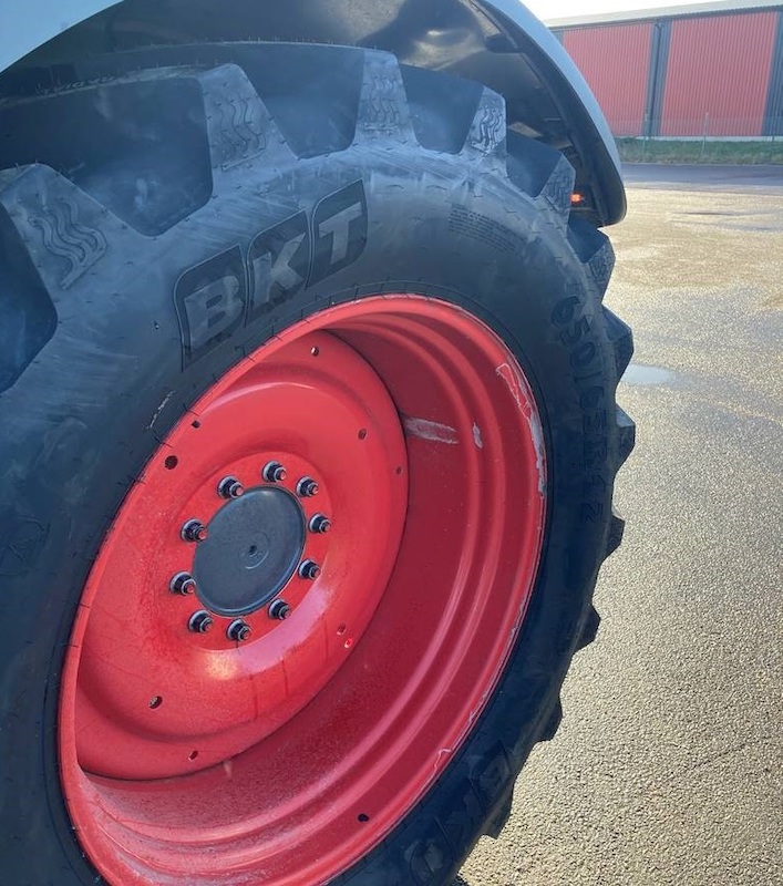650_65R42 165D_168A8 TL RT-657 AGRIMAX BKT 3