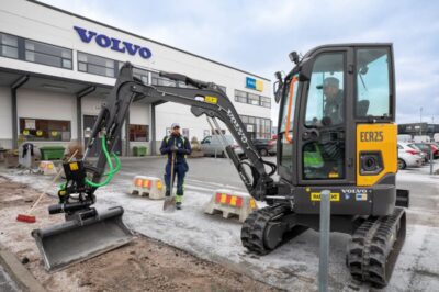 swecon_ecr25_electric_laddstolpar_uppsala