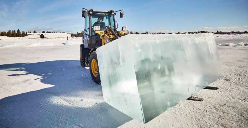 volvo_eldriven_hjullastare_ice_hotel_jukkasjarvi_2324x1200